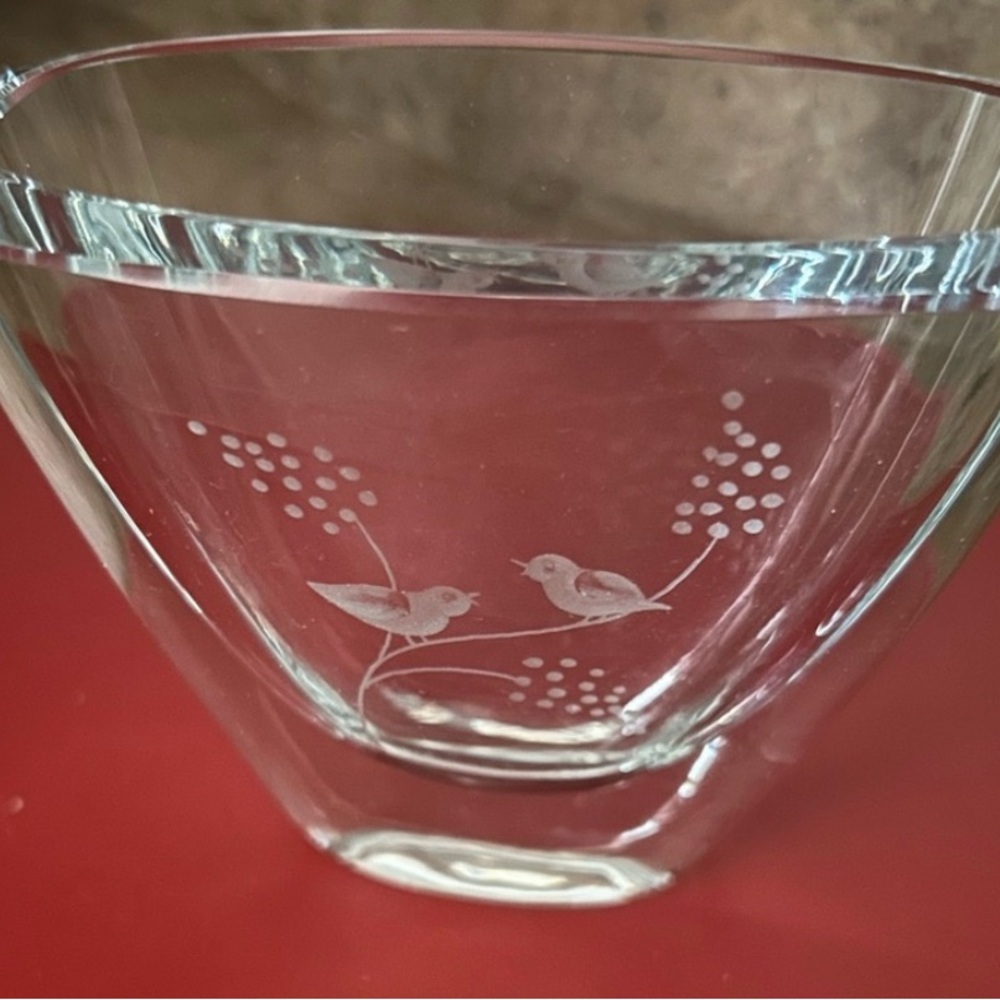 Bud Vase Strombergshyttan Sweden Etched Bird  Thick Clear Crystal Glass mint